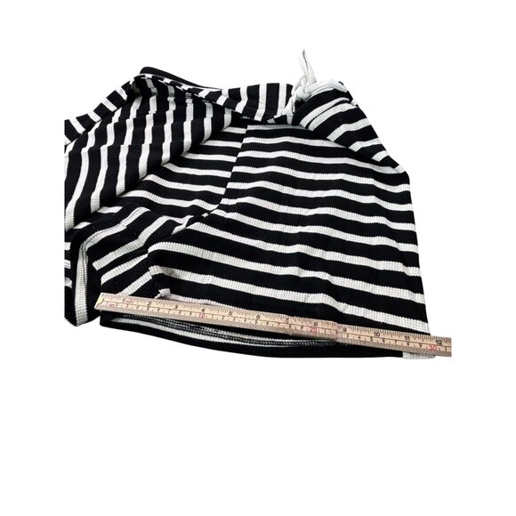 Kirious Los Angeles Striped Black & White Knit Shorts L Polyester Rayon Spandex - Picture 10 of 10